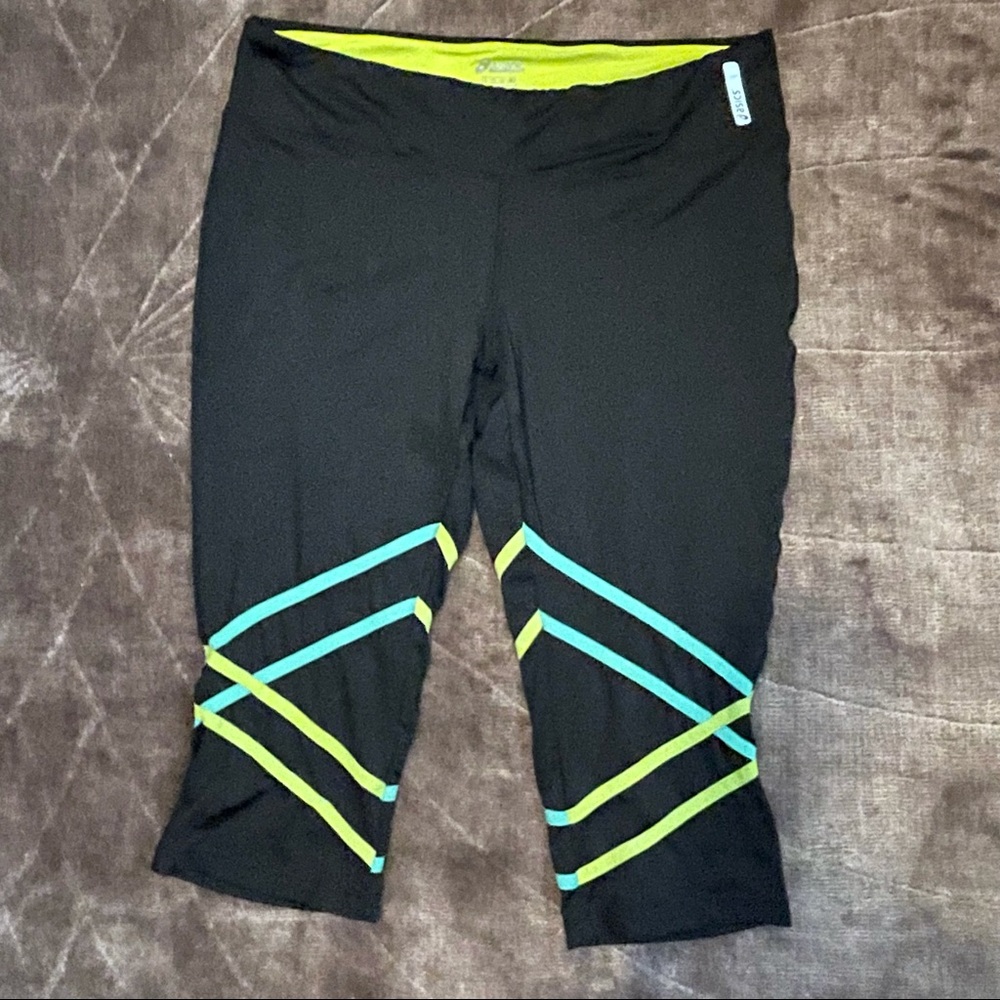 ASICS capris! - Picture 3 of 3